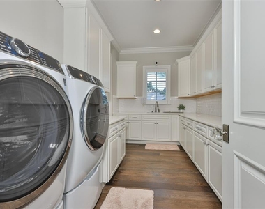 629 Riviera Drive - Photo Thumbnail 26