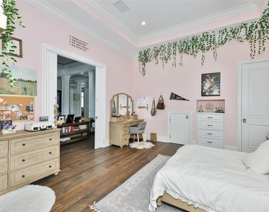 629 Riviera Drive - Photo Thumbnail 20