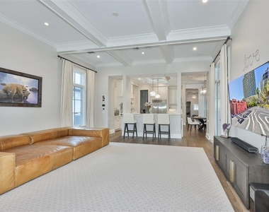629 Riviera Drive - Photo Thumbnail 10
