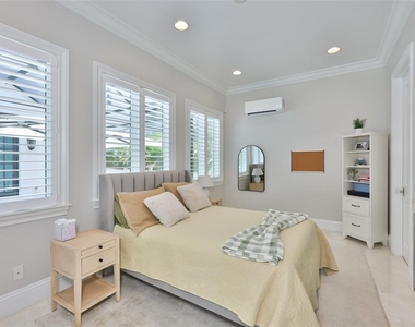 629 Riviera Drive - Photo Thumbnail 46