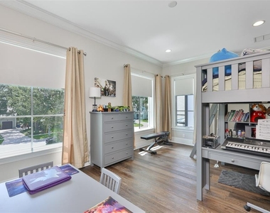 629 Riviera Drive - Photo Thumbnail 22