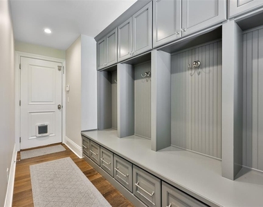 629 Riviera Drive - Photo Thumbnail 18