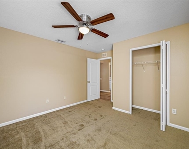 12915 Early Run Lane - Photo Thumbnail 17