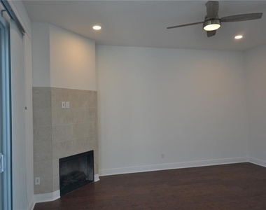 5728 Biscayne Court - Photo Thumbnail 17