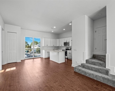 5728 Biscayne Court - Photo Thumbnail 2