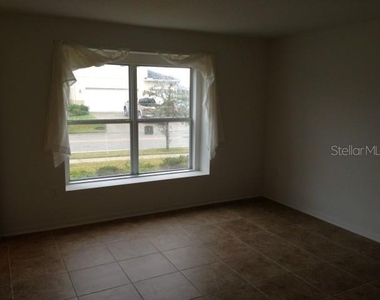 5109 Butterfly Shell Drive - Photo Thumbnail 10