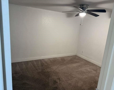 8518 Woodlake Drive - Photo Thumbnail 15
