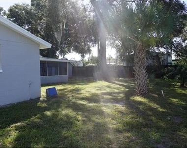 8518 Woodlake Drive - Photo Thumbnail 29