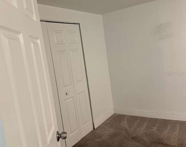 8518 Woodlake Drive - Photo Thumbnail 17