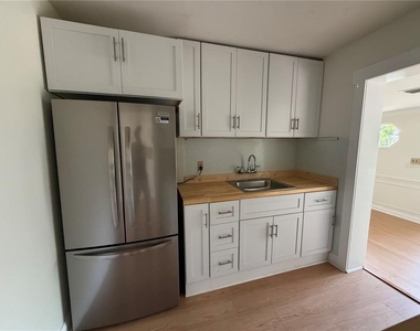 3815 W De Leon Street - Photo Thumbnail 5