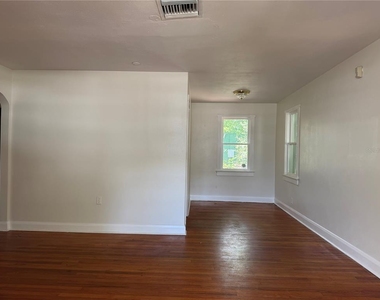 3815 W De Leon Street - Photo Thumbnail 1