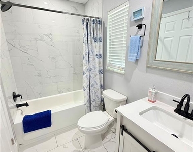 709 Highland Avenue N - Photo Thumbnail 21