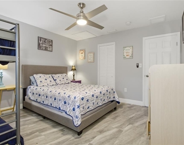 709 Highland Avenue N - Photo Thumbnail 24