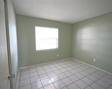 5117 Ellendale Avenue - Photo Thumbnail 15