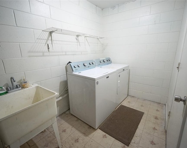 5117 Ellendale Avenue - Photo Thumbnail 18