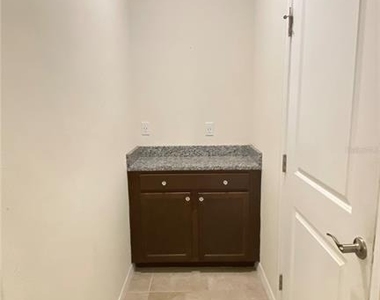 13515 Palmera Vista Drive - Photo Thumbnail 3