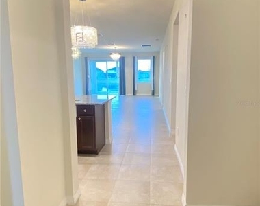 13515 Palmera Vista Drive - Photo Thumbnail 2