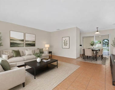 11234 68th Avenue N - Photo Thumbnail 1