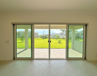 3392 Acacia Bay Avenue - Photo Thumbnail 16