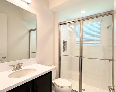 3392 Acacia Bay Avenue - Photo Thumbnail 6