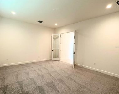3392 Acacia Bay Avenue - Photo Thumbnail 5
