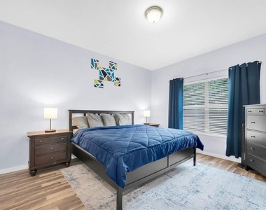 1511 Trailwater Street - Photo Thumbnail 4