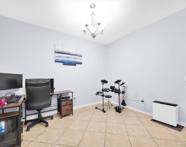 1511 Trailwater Street - Photo Thumbnail 18