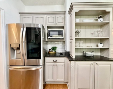 4272 Ellinwood Boulevard - Photo Thumbnail 14