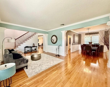 4272 Ellinwood Boulevard - Photo Thumbnail 8
