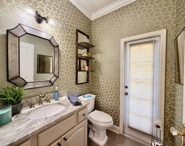 4272 Ellinwood Boulevard - Photo Thumbnail 27