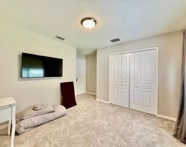 4272 Ellinwood Boulevard - Photo Thumbnail 40
