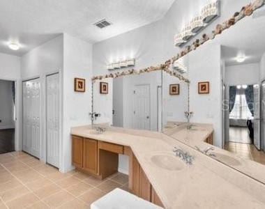 3010 Winding Trail - Photo Thumbnail 16