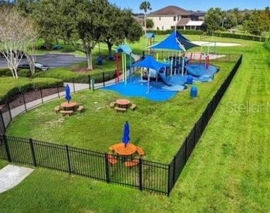 3010 Winding Trail - Photo Thumbnail 23