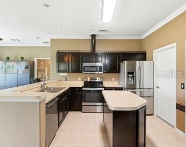 3010 Winding Trail - Photo Thumbnail 9