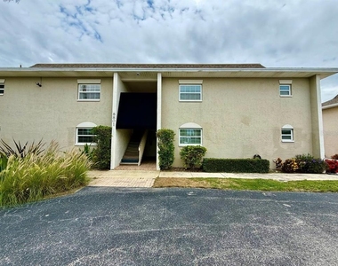 8801 Bay Pointe Drive - Photo Thumbnail 1