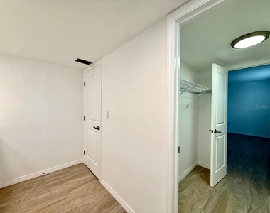 8801 Bay Pointe Drive - Photo Thumbnail 21