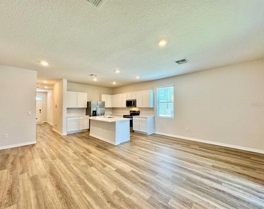 2481 Mellow Lane - Photo Thumbnail 6