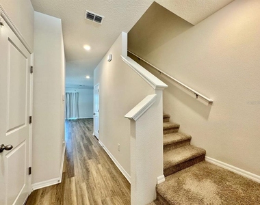2481 Mellow Lane - Photo Thumbnail 3