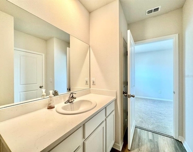 2481 Mellow Lane - Photo Thumbnail 21