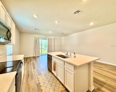 2481 Mellow Lane - Photo Thumbnail 10