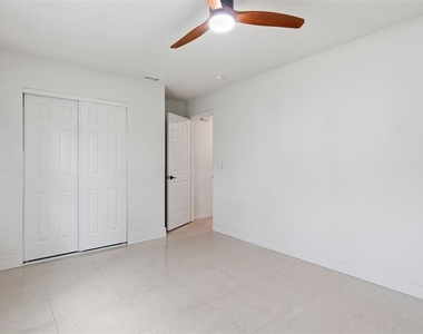 7133 Pinewood Dr - Photo Thumbnail 15