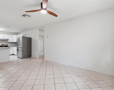 7133 Pinewood Dr - Photo Thumbnail 1