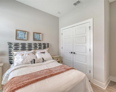 491 Daylily Boulevard - Photo Thumbnail 32