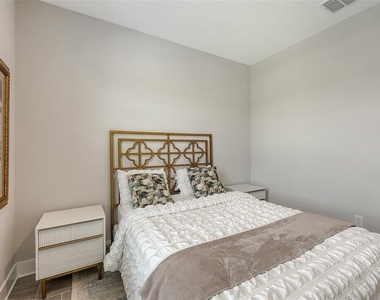 491 Daylily Boulevard - Photo Thumbnail 28