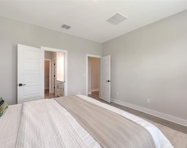491 Daylily Boulevard - Photo Thumbnail 20