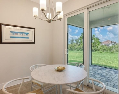 491 Daylily Boulevard - Photo Thumbnail 10