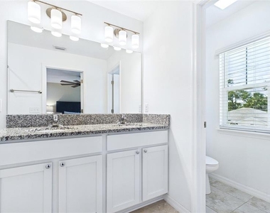 3802 E Curtis Street - Photo Thumbnail 21