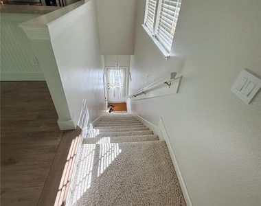 1005 Kestrel Court - Photo Thumbnail 3