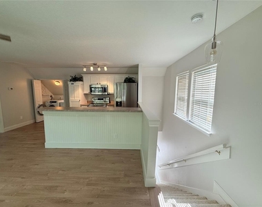1005 Kestrel Court - Photo Thumbnail 5