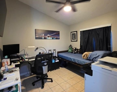763 Country Woods Circle - Photo Thumbnail 11